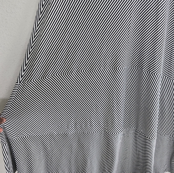 Chico’s Maxi Skirt Size 2 Women Striped White Black Seamed Flowy 36inches - Picture 7 of 10